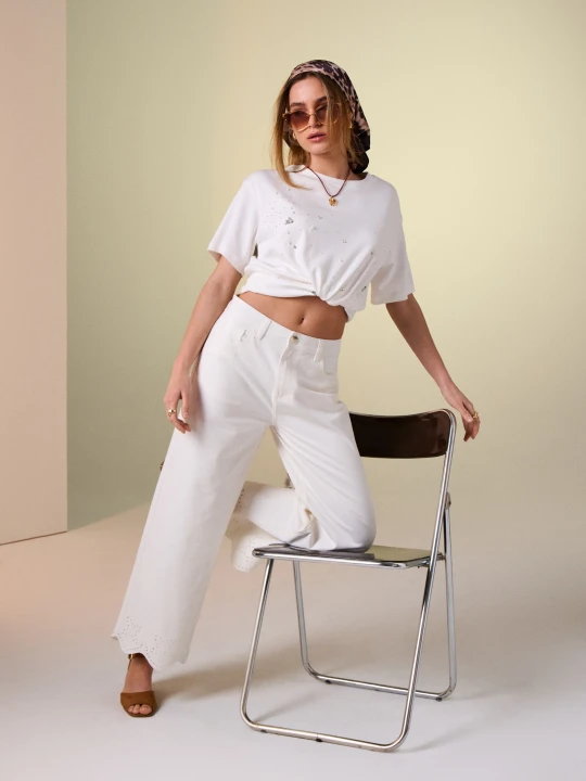 Zdjęcie produktu Sinsay - Jeansy wide leg mid waist z ażurowym wykończeniem nogawki - kremowy