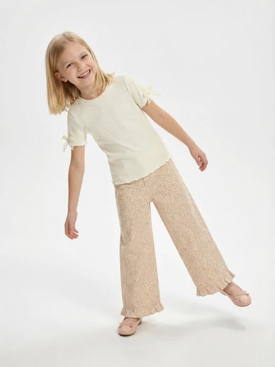 Zdjęcie produktu Sinsay - Jeansy wide leg z ozdobną falbanką - wielobarwny