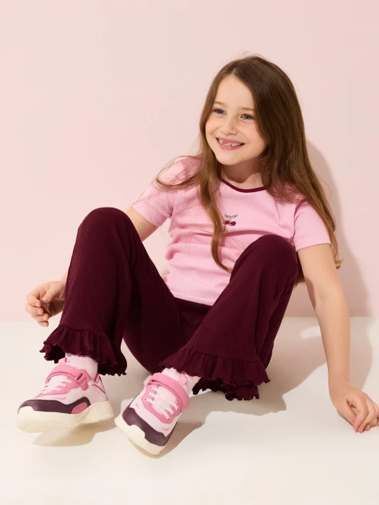 Zdjęcie produktu Sinsay - Lekkie sneakersy zapinane na rzep z elastycznymi sznurówkami - wielobarwny