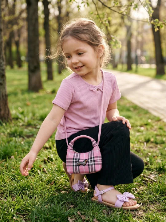 Zdjęcie produktu Sinsay - Mała torebka na ramię w kratkę z aplikacją pieska - różowy