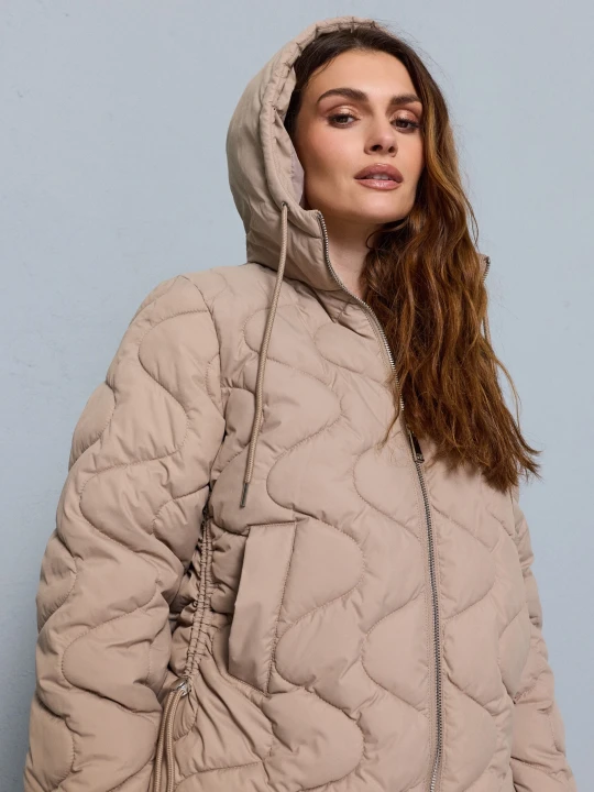 Zdjęcie produktu Sinsay - Pikowana kurtka puffer z kapturem i ściągaczami - beżowy