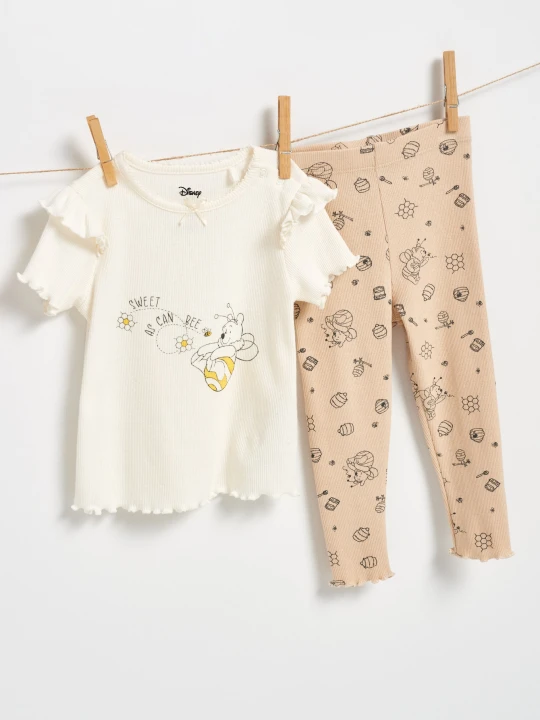 Zdjęcie produktu Sinsay - Piżama z prążkowanej dzianiny Winnie the Pooh - kremowy