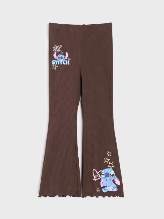 Zdjęcie produktu Sinsay - Prążkowane spodnie flare z ozdobną falbanką Stitch - brązowy