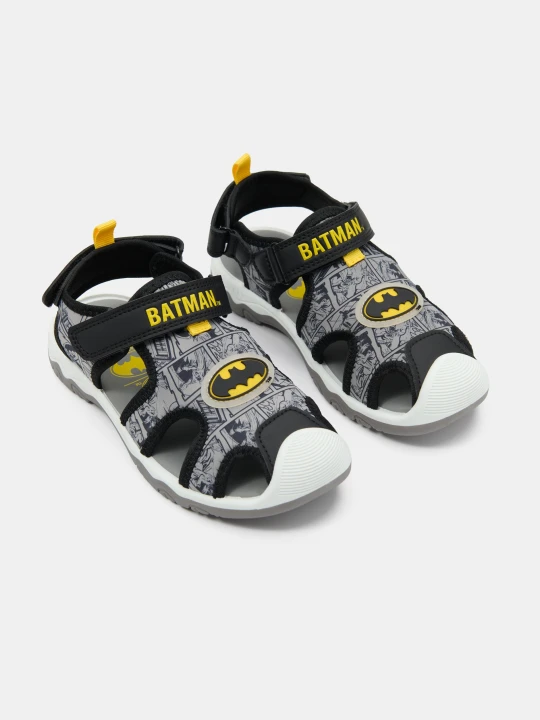 Zdjęcie produktu Sinsay - Sandały ze świecącą podeszwą LED Batman - szary