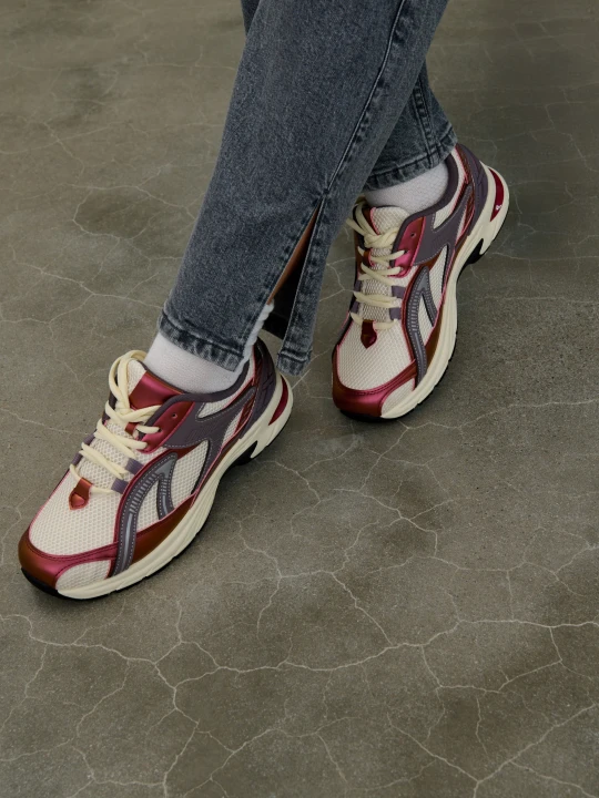 Zdjęcie produktu Sinsay - Sneakersy z siateczką i grubą podeszwą - wielobarwny