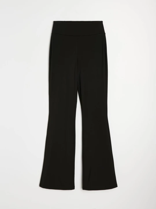 Zdjęcie produktu Sinsay - Sportowe legginsy flare Everyday Active - czarny