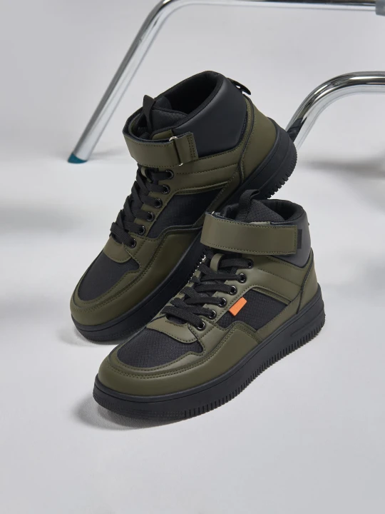 Zdjęcie produktu Sinsay - Sznurowane sneakersy za kostkę - wielobarwny