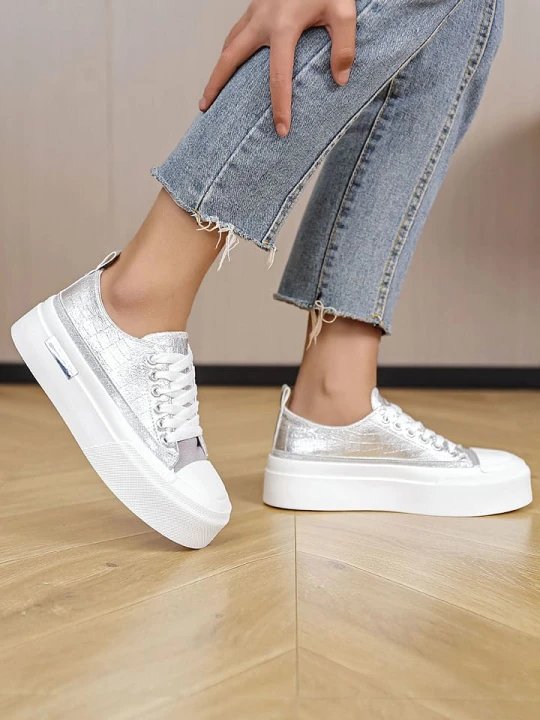 Zdjęcie produktu Sixth Sens Sneakersy w kolorze srebrno-białym rozmiar: 41
