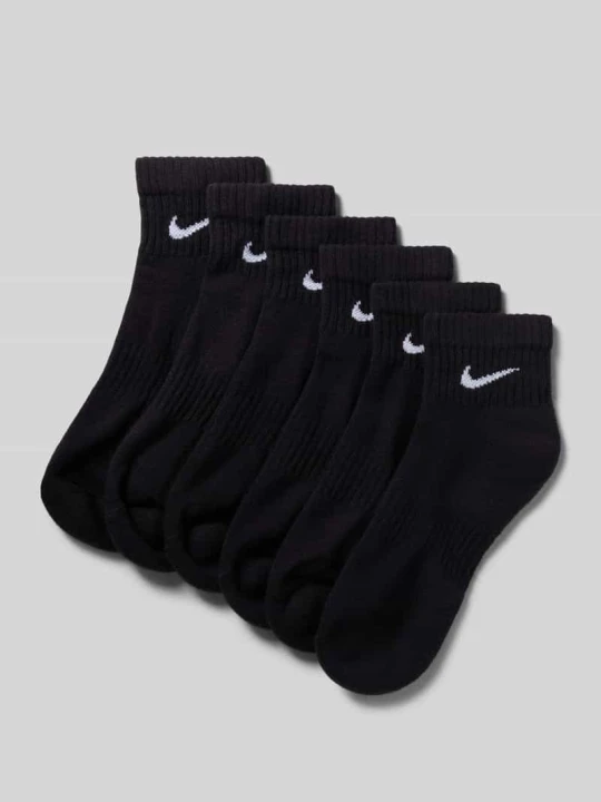 Zdjęcie produktu Skarpety w zestaw 6 par z detal z logo model 'Everyday' Nike Czarny