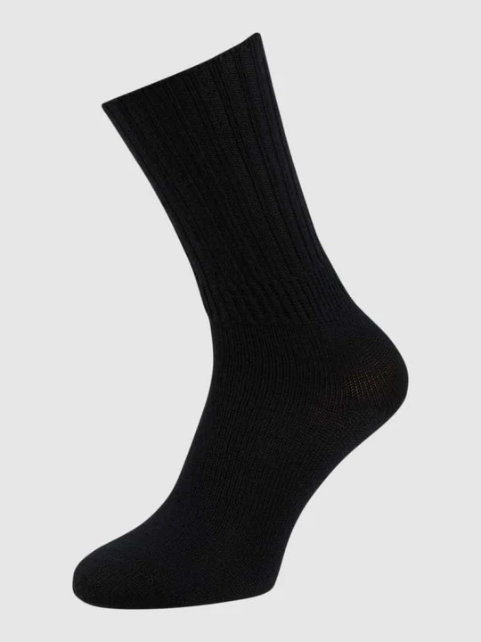 Zdjęcie produktu Skarpety z mieszanki żywej wełny model Striggings Falke Czarny