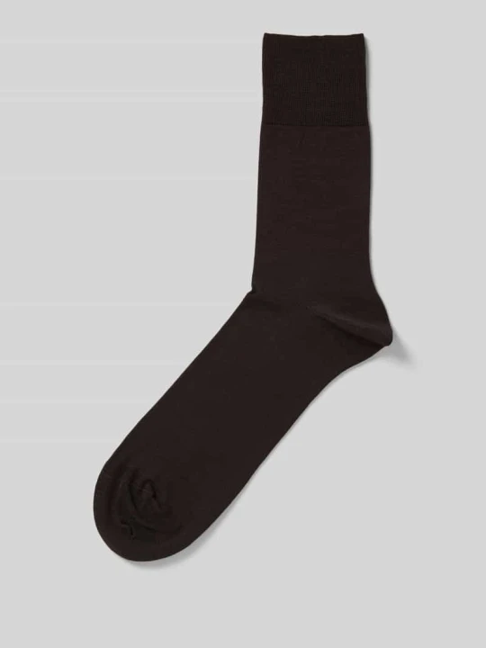 Zdjęcie produktu Skarpety z mieszanki żywej wełny model ‘Airport Sock’ Falke Średniobrązowy