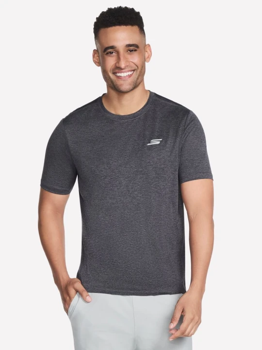 Zdjęcie produktu Skechers Performance Charge koszulka - Czarny / Grafitowy