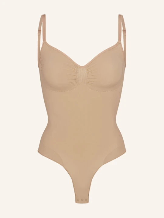 Zdjęcie produktu Skims Body Modelujące Seamless Sculpt beige CLAY