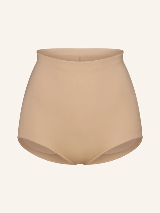 Zdjęcie produktu Skims Spodnie Modelujące Sylwetkę Body Butt Enchancing beige CLAY