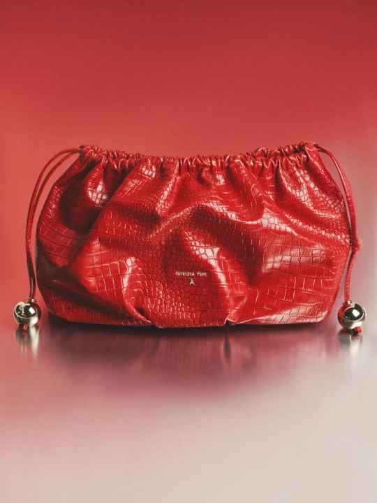 Zdjęcie produktu Skórzana kopertówka „Bubble Croco” Large Patrizia Pepe czerwony