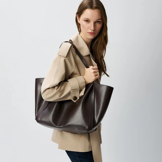 Zdjęcie produktu Skórzana torebka shopper brązowa House
