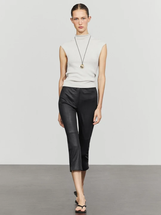 Zdjęcie produktu Skórzane Spodnie Capri - Czarny - Massimo Dutti - Female