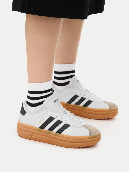 Zdjęcie produktu Sneakersy adidas Vl Court Bold IH3083 Biały