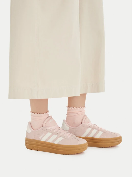 Zdjęcie produktu Sneakersy adidas Vl Court Bold Shoes IH9151 Różowy jasny