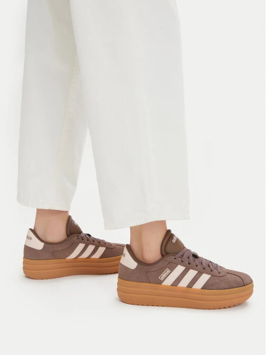Zdjęcie produktu Sneakersy adidas Vl Court Bold Shoes IH9152 Brązowy