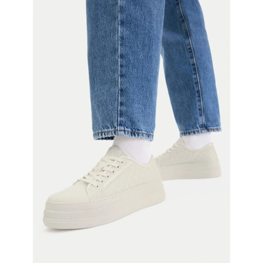 Zdjęcie produktu Sneakersy Armani Exchange XW002786 AF23055 M0107 Biały