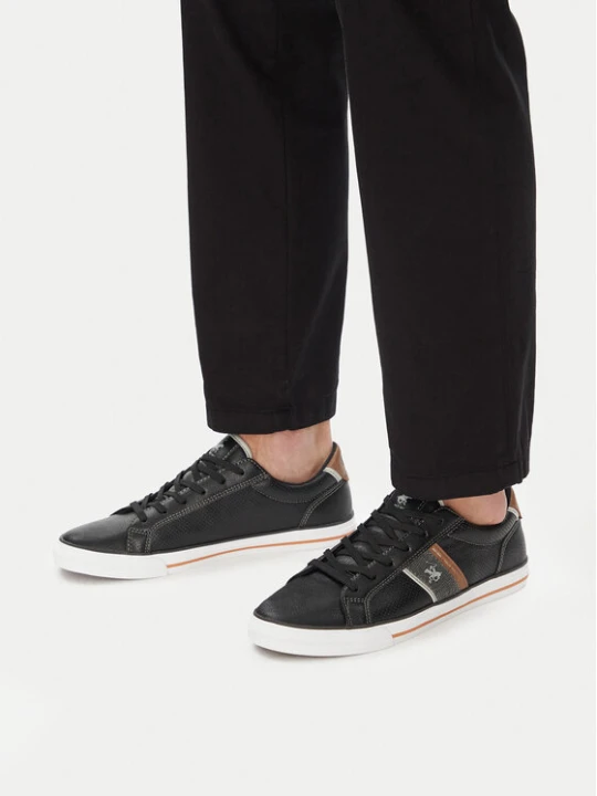 Zdjęcie produktu Sneakersy Beverly Hills Polo Club CEO-V5-DODO Czarny