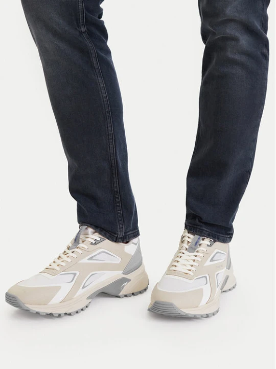 Zdjęcie produktu Sneakersy Calvin Klein Hike Runner Laceup Stipe M-Su HM0HM02155 Beżowy