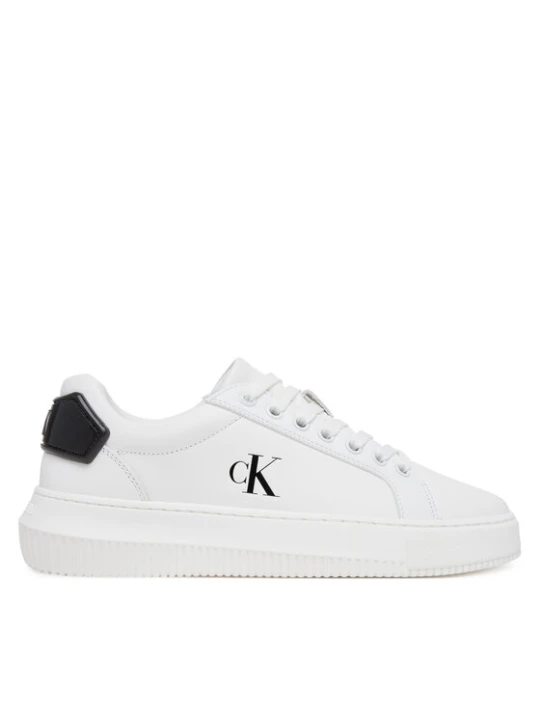 Zdjęcie produktu Sneakersy Calvin Klein Jeans Chunky Cupsole Ru Patch Lth Wn YW0YW01846 Biały
