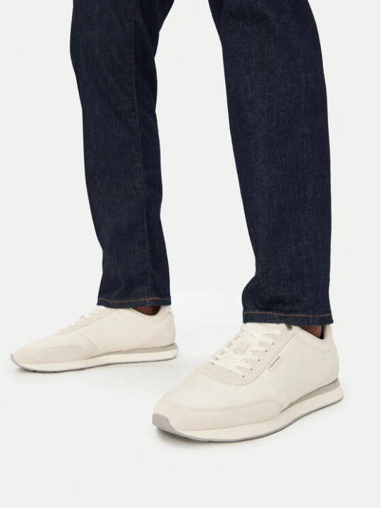 Zdjęcie produktu Sneakersy Calvin Klein Retro Runner Ripstop Aop Ny HM0HM02140 Écru Kremowy