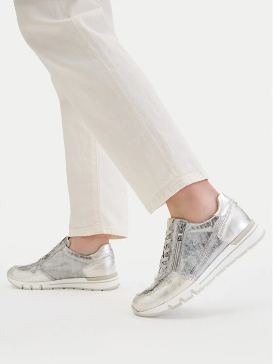 Zdjęcie produktu Sneakersy Caprice 9-23750-46 Srebrny