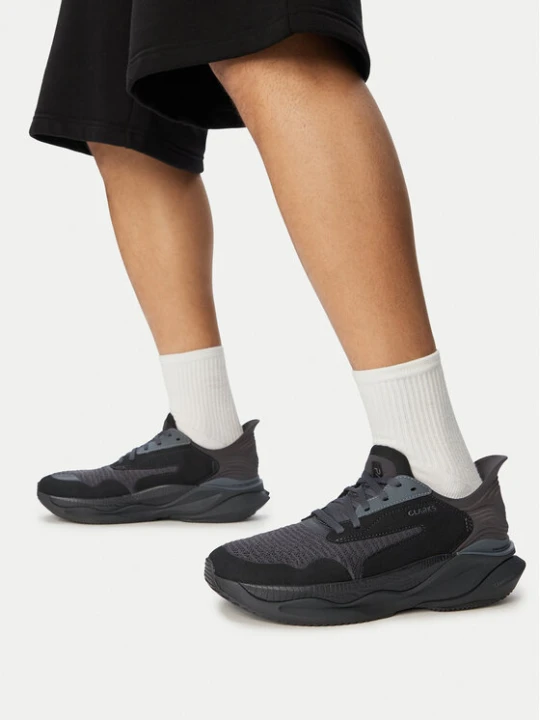 Zdjęcie produktu Sneakersy Clarks Clarks Pace 26184667 Czarny