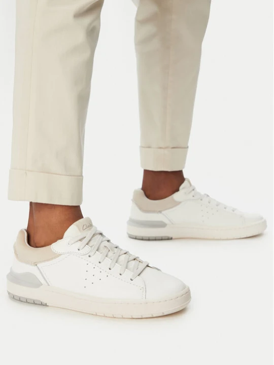 Zdjęcie produktu Sneakersy Clarks Courtlite2 Run 26181325 Biały