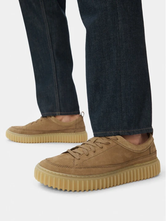 Zdjęcie produktu Sneakersy Clarks Torhill Lace 26184418 Brązowy