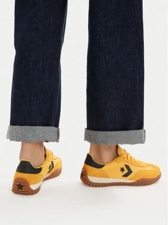 Zdjęcie produktu Sneakersy Converse Run Star Trainer Suede A16659C Żółty