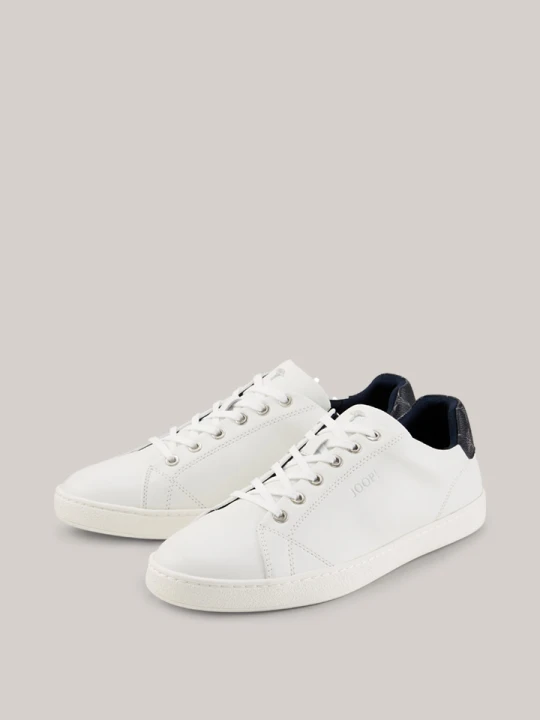 Zdjęcie produktu Sneakersy Cortina Fine Strada w kolorze białym / ciemnoniebieskim JOOP!