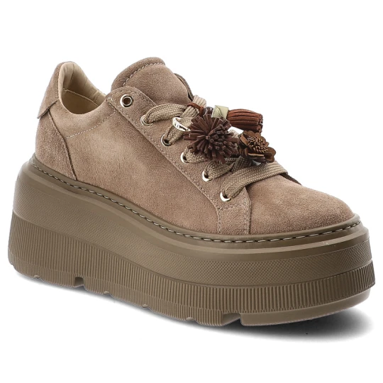 Zdjęcie produktu Sneakersy damsie Chebello, cholewka ze skóry naturalnej o gładkim wykończeniu z metalowymi przelotkami i sznurowaniem oraz ozdobnymi chwostami, beżow