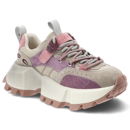 Zdjęcie produktu Sneakersy damskie GOE, cholewka ze skóry naturalnej zamszowej kontrastowe panele wiązanie klasyczne, fioletowe, TT2N4026