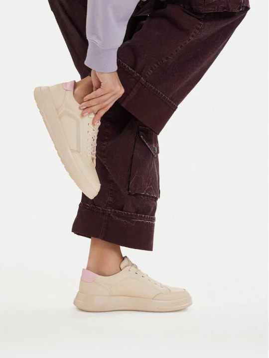 Zdjęcie produktu Sneakersy ECCO Move 22380361378 Écru Kremowy