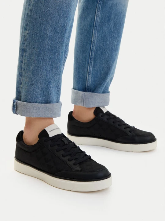 Zdjęcie produktu Sneakersy Emporio Armani EM004782 AF23199 MC406 Czarny