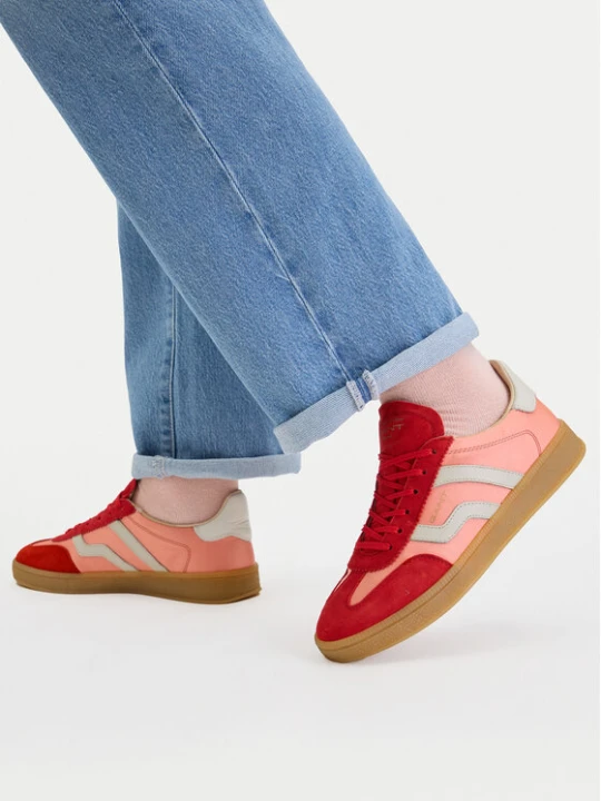 Zdjęcie produktu Sneakersy Gant 32533198 Czerwony