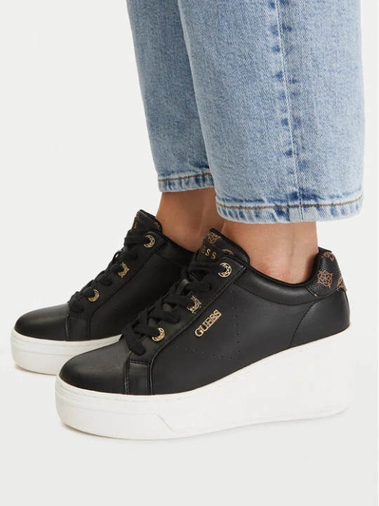 Zdjęcie produktu Sneakersy Guess FLTRZY ELE12 Czarny