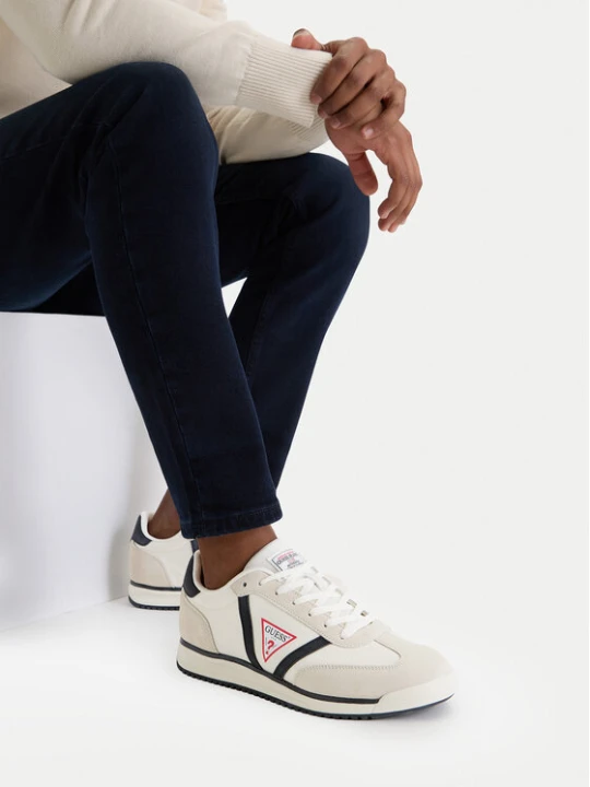 Zdjęcie produktu Sneakersy Guess Jeans CWBEO-DELAND-02 WE Écru Kremowy