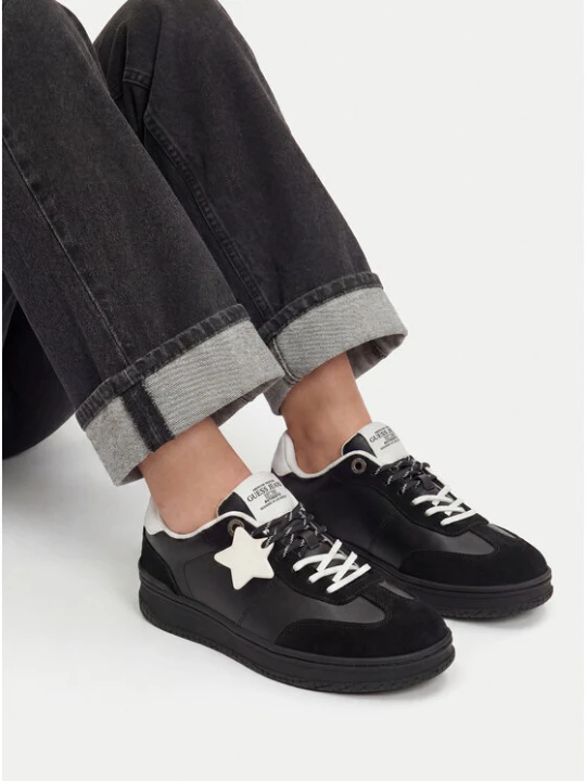 Zdjęcie produktu Sneakersy Guess Jeans EO-GSJ120 Czarny