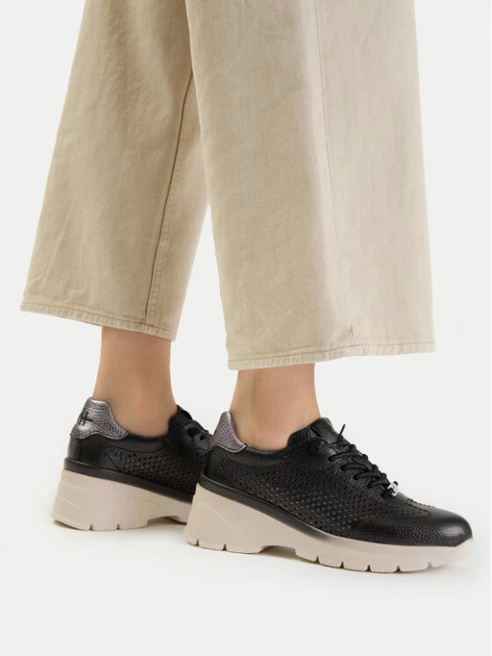 Zdjęcie produktu Sneakersy Hispanitas HV264767 C002 Czarny
