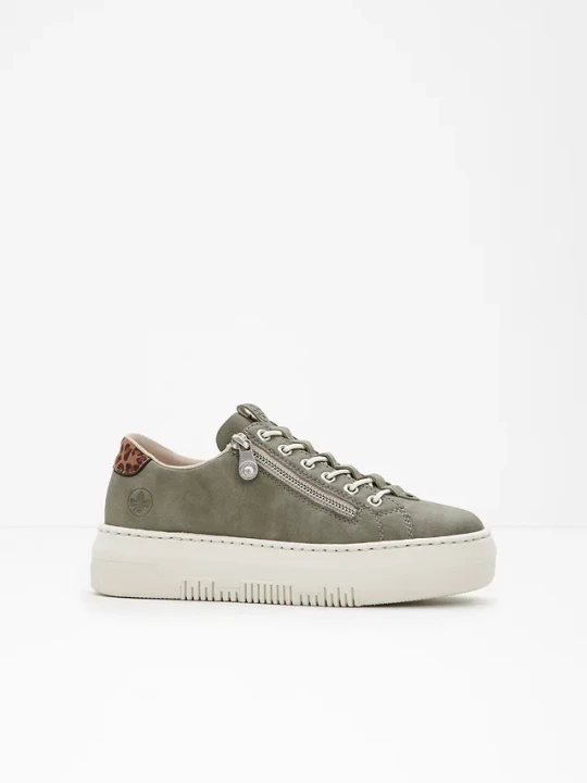 Zdjęcie produktu Sneakersy marki Rieker na platformie BonPrix zielony