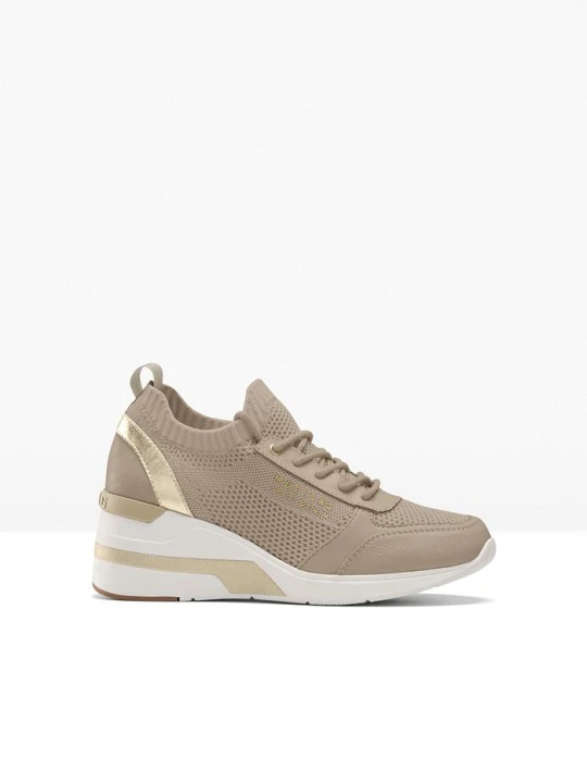 Zdjęcie produktu Sneakersy na podeszwie platformie Mustang BonPrix beżowy