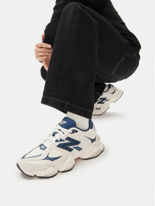 Zdjęcie produktu Sneakersy New Balance U906089J Beżowy jasny