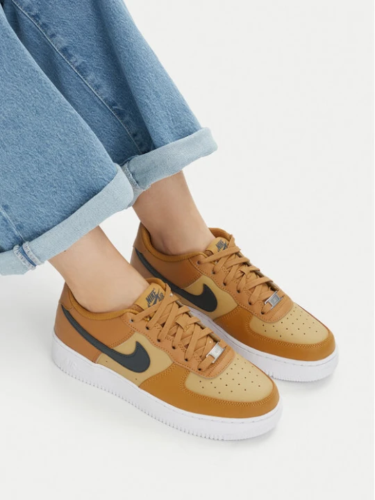 Zdjęcie produktu Sneakersy Nike Air Force 1 (GS) CT3839 700 Brązowy