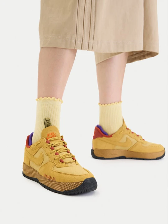 Zdjęcie produktu Sneakersy Nike Air Force 1 Wild FB2348 700 Żółty