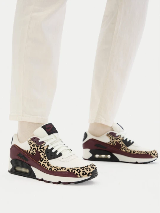 Zdjęcie produktu Sneakersy Nike Wmns Air Max 90 IF1619 102 Biały